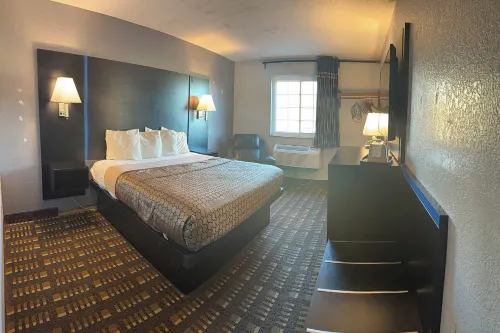 Coratel Inn and Suites by Jasper Stillwater - Pet friendly