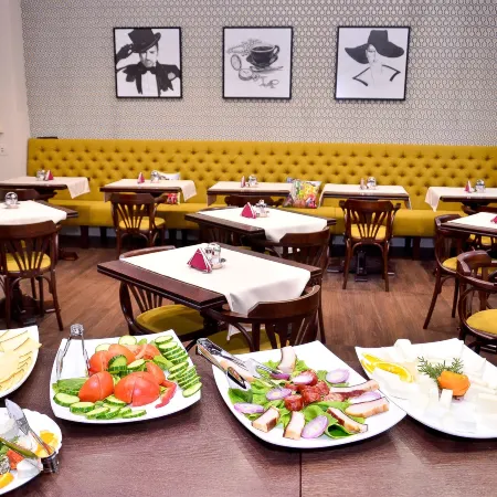 Hotel Capitolina City Chic