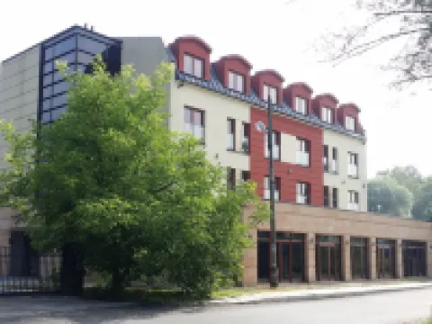 札克里基酒店 鄰近克拉科夫機場的酒店