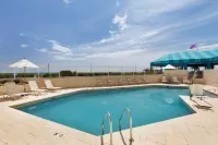 Surfbreak Virginia Beach Oceanfront, Ascend Hotel Collection - Beach
