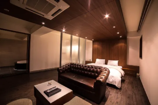 上豐May 中浪區酒店