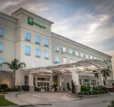 Doubletree by Hilton Sulphur Lake Charles Hotels in Sulphur