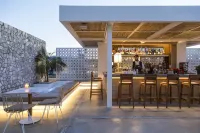 Kouros Exclusive Hotel & Suites - Adults Only - bar