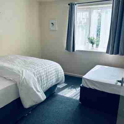 Central Upton Upon Severn 2 bedroom property sleeps 6 Others