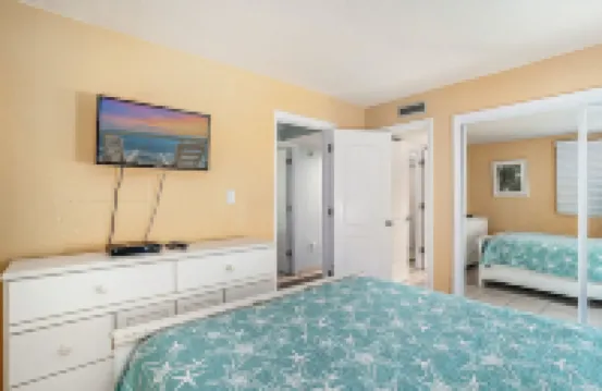 0611 Waters Edge Resort 2 Bedroom Condo by RedAwning