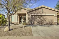 Hike & Golf: Goodyear Retreat w/ Patio + Fire Pit! - 3 Sao