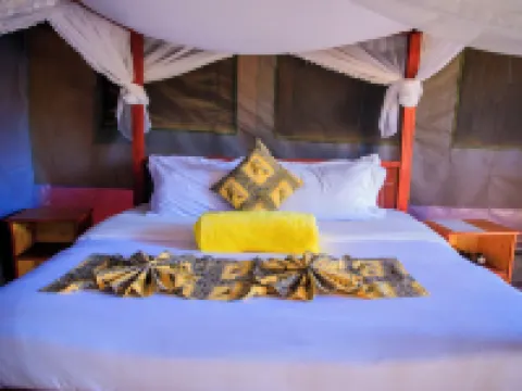 Endeem Mara Resort Hotels in Mara