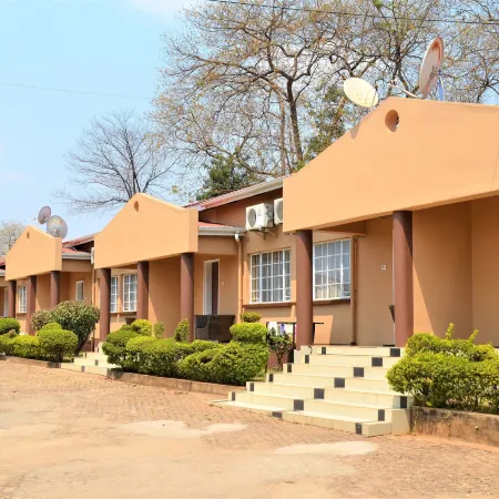Riverside Hotel and Conference Centre