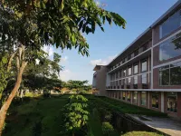 Gran Hotel de Lago - Shushufindi Отели в г. 