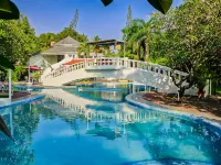 Sashas Holiday Village Hotels near Chapora River