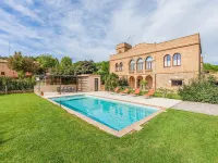 Charming Home Near Vulpellac