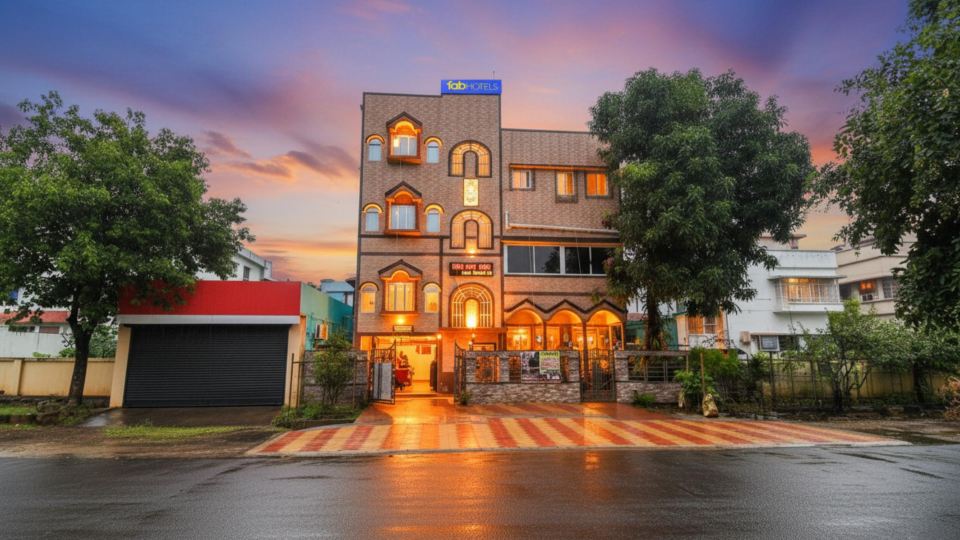 FabHotel Sriya - City Center, Durgapur