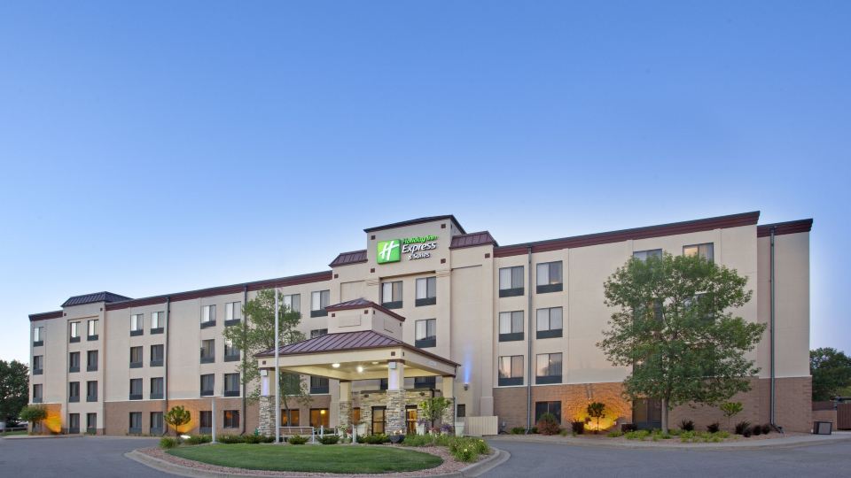 Holiday Inn Express & Suites EDEN PRAIRIE - MINNETONKA by IHG
