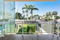 Watermark Luxury Oceanfront Residences - Meerblick