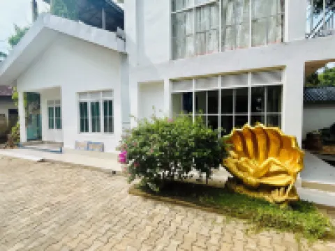 The Beach House  Nilaveli Hotels in 