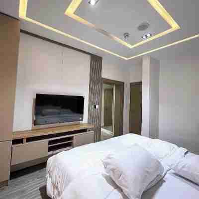 City king hotel and Towers Rooms