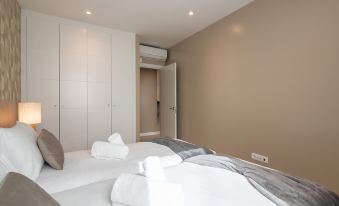 Apartment Next to the Marina