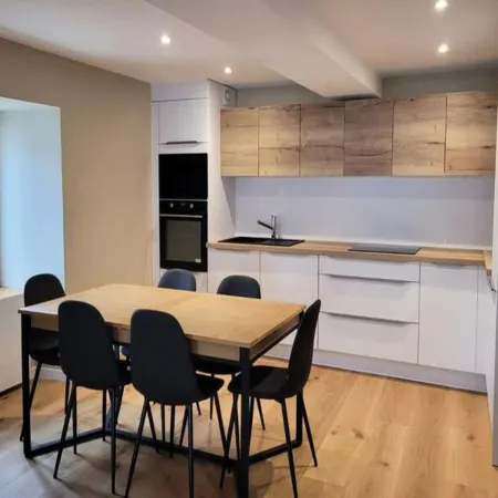 Apartment in Alea near Ski Bus Stop