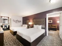Clarion Inn & Suites Across from Universal Orlando Resort Hotels in Orlando