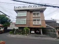 Omah Kawung Homestay Syariah Hotels near SEVENDAYS HQ