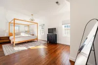 Spacious Retreat with Game Room