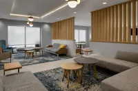 TownePlace Suites Coeur d'Alene - Mountain view