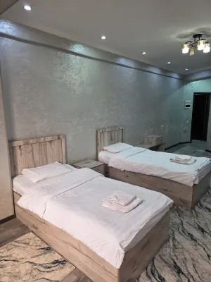 Sarvat Hotel