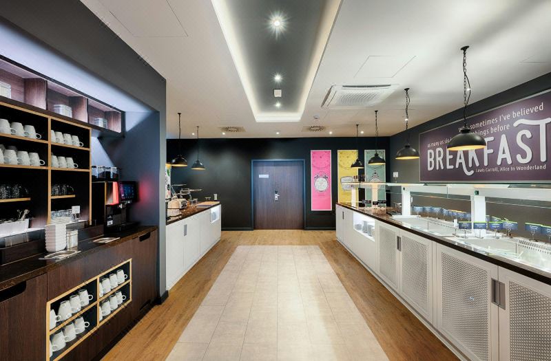 Premier Inn Koeln City Centre photo 5