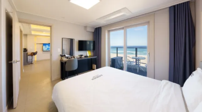 Yangyang Alps Beach Hotels near Yangyang Surfyy Beach