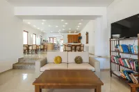 Niros Beachfront Aparthotel