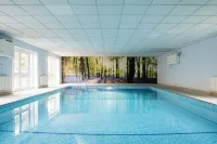 Forest Lodge Hotel - Pools