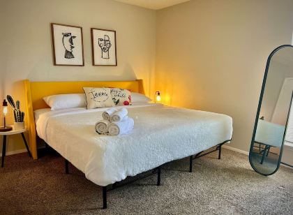 King Bed,central, Worker-friendly,longstaydiscount