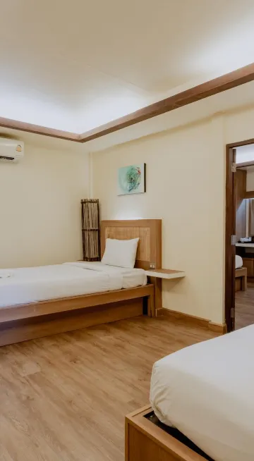 ห้องเชื่อมถึงกันพร้อมระเบียง - ห้องมาตรฐานและดีลักซ์