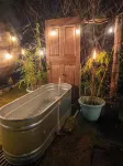 Little Beach Resort - Hot Tub
