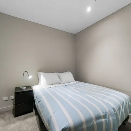 2-Bed City Retreat with Gym and Pool Access