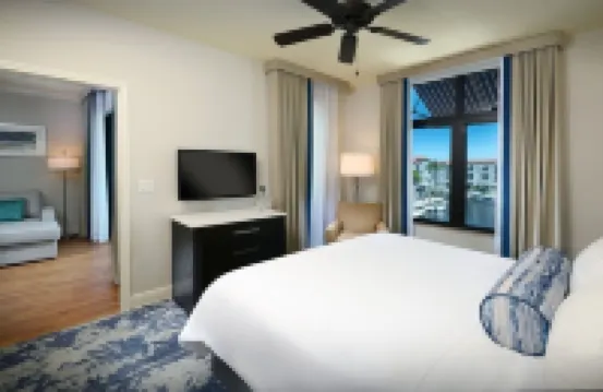 Naples Bay Resort & Marina