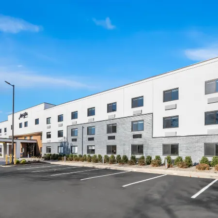 Latitude Suites Tinton Falls, Part of Unscripted by Hyatt