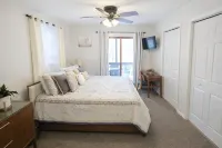 ~Serenity~A Unique Destination -Sleeps 14 5Br/3Bath/Gameroom-- Close to Lake