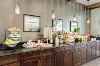 Garrison Hotel & Suites Dover-Portsmouth, Ascend Hotel Collection - petit déjeuner