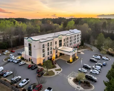 Holiday Inn Express & Suites RALEIGH WEST - LENOVO CENTER by IHG Hotels in Meredith