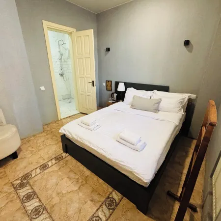 Hotel 62 Uznadze STR