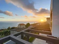 Villa de la Ponte by Atlantic Holiday Hôtels à : Estreito da Calheta