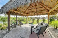 Island Vibes! Canal-front Home in Port Charlotte - 4-Star