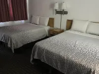 Holiday Motel Hotels in Elko