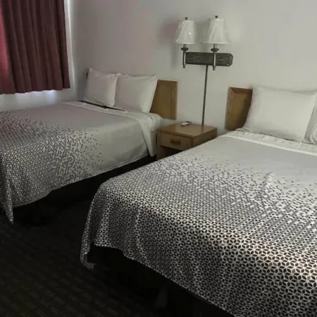 Holiday Motel
