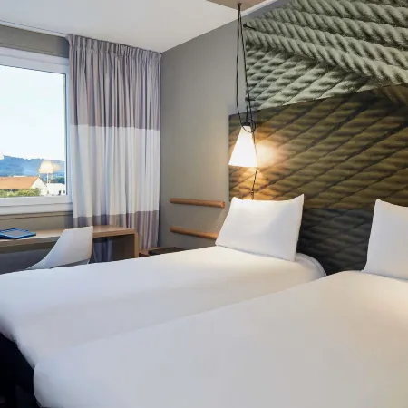 Ibis Toulon La-Seyne