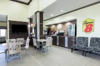 Super 8 by Wyndham Fairfield, TX