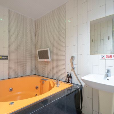 VIP-Sky-Opening Room Ava Hotel Promo Code