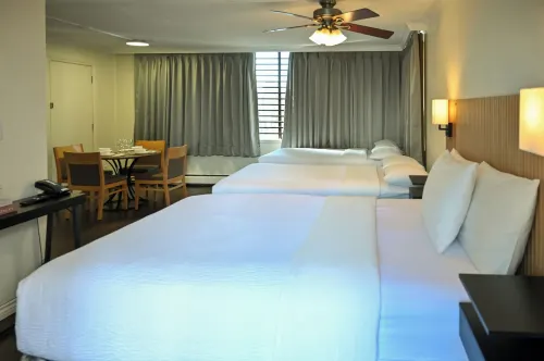 Hotel Opportune - バルコニー
