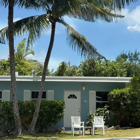 Sunset Cove Beach Resort